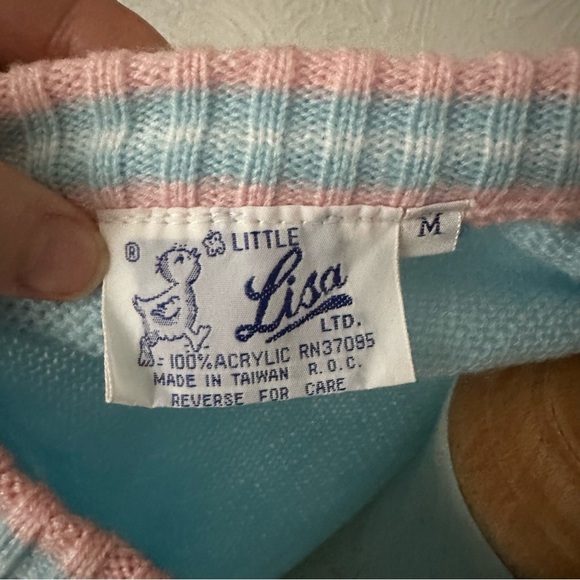 Vintage Blue and Pink Knit Sweater - Picture 4 of 6